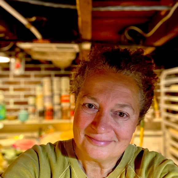 - Hi I’m Zina 😊 - Picture 1 of 4